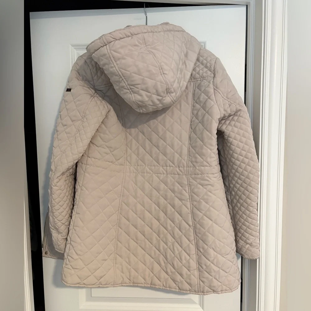Laundry by Shelli Segal Quilted Coat – Size Medium - Picture 2 of 4